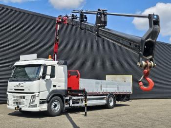 Volvo FM 330 4x2 / EFFER 12.5 t/m CRANE / KRAN